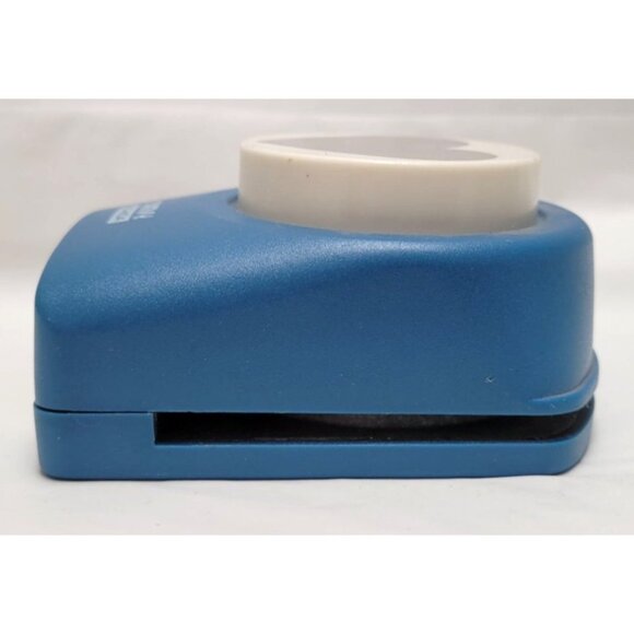 Marvy Uchida Heart Shape Blue Paper Punch For Scrapbooking Crafts - Picture 3 of 6